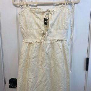 Forever 21 Cream Strapless Dress